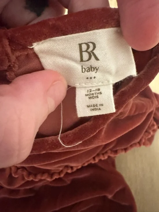 Velvet Two-Piece Baby Set in Rust - Picture 2 of 2